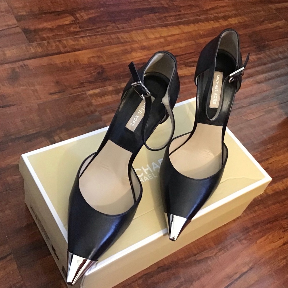 MICHAEL KORS Size 10M Ankle Strap Pumps Black with 4" metal heels